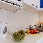 Canaria Apartment *