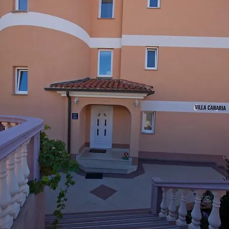 شقة Canaria