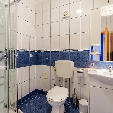 Canaria Apartment *