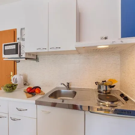 Canaria Apartman Póla