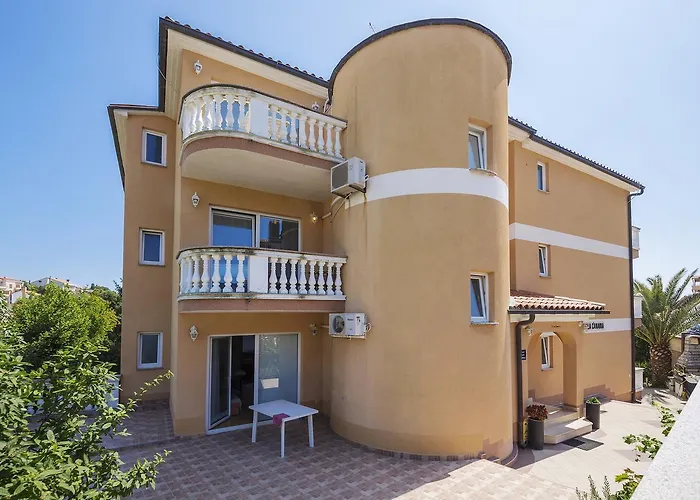 Apartment Canaria Pula