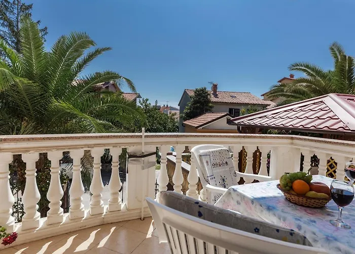 Canaria *